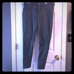 Paisley Pinup Plus size stretch jeggings!🌷🌼🌹