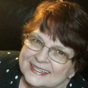 Meet your Posher, Carolyn