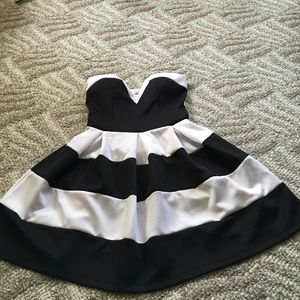 Black & White Strapless Dress!