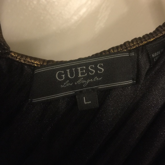 Guess open shoulder shirt with cris cross design - Picture 3 of 3