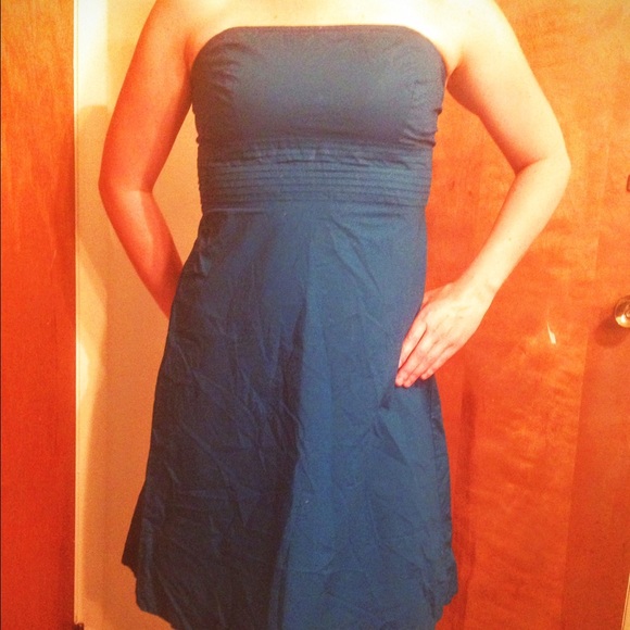 Strapless dress