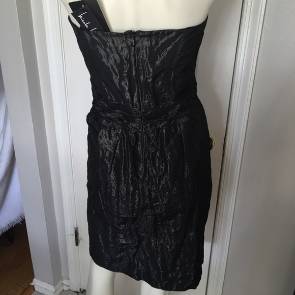 Dress: Nicole Miller Collection - Picture 2 of 4