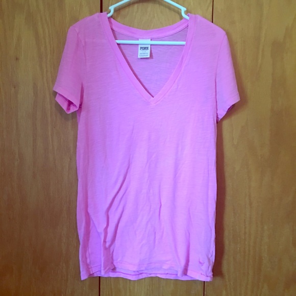 PINK v-neck t-shirt
