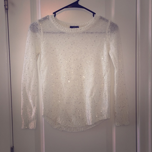Girls light sweater