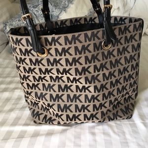 Large Michael Kors purse