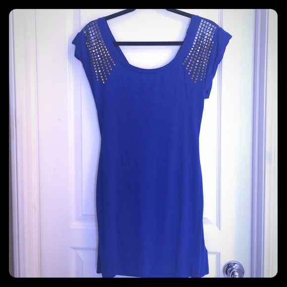 GUESS Most Flattering Dress Ever