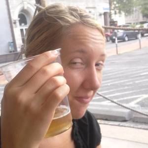 Meet your Posher, Dorcas