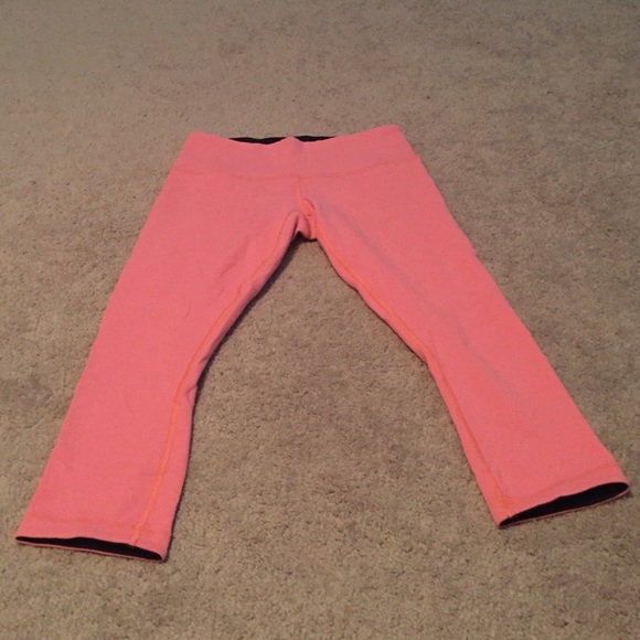 Lululemon Reversible Capri