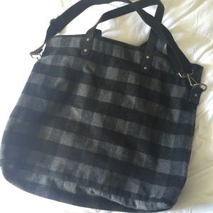 Large Zipper Messenger Bag