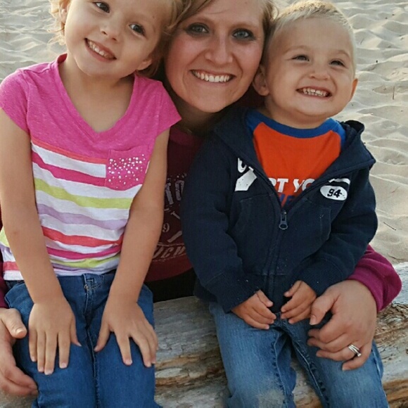 Meet your Posher, Cassie - Picture 1 of 1