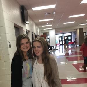 Meet your Posher, Louise