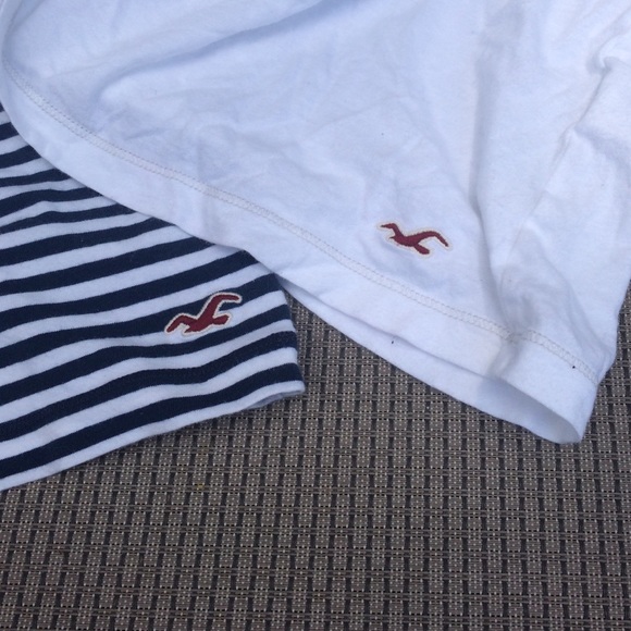Hollister top bundle!! - Picture 4 of 4