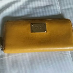 Michael Kors wallet