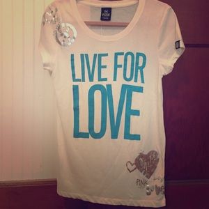 PINK Victoria's Secret graphic tee shirt.