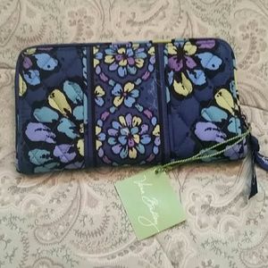 Vera Bradley wallet