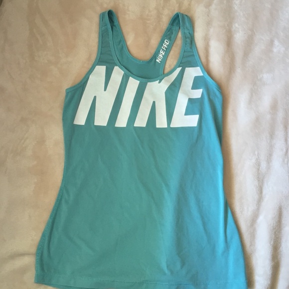 Nike tank
