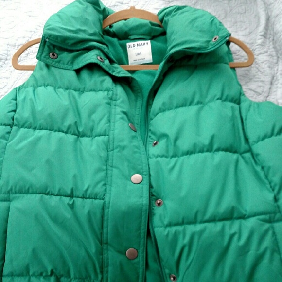 Old navy puffer vest