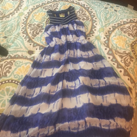 Beautiful Girls Maxi Dress with Lovely Detailing