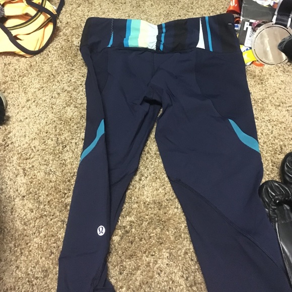 Lulu lemon crops - Picture 2 of 3