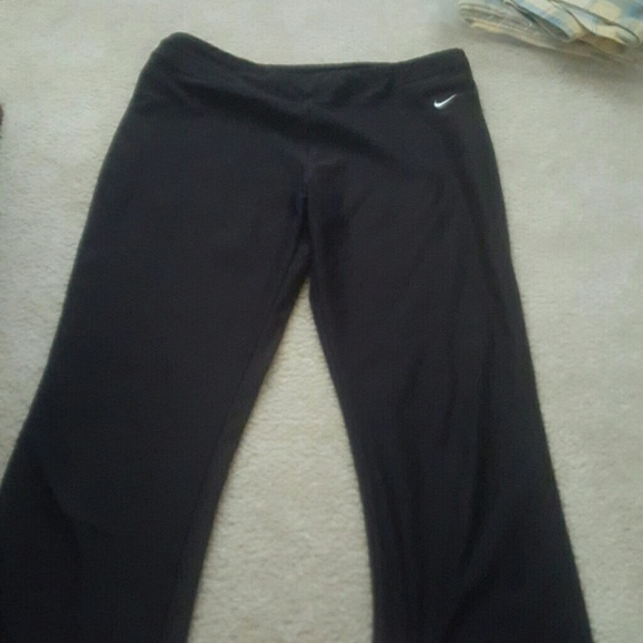 Nike fit and Dri Capri