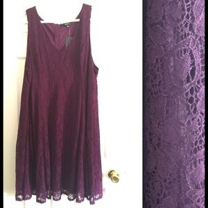 *HELD FOR STARROATES* Lace Dress with Lining