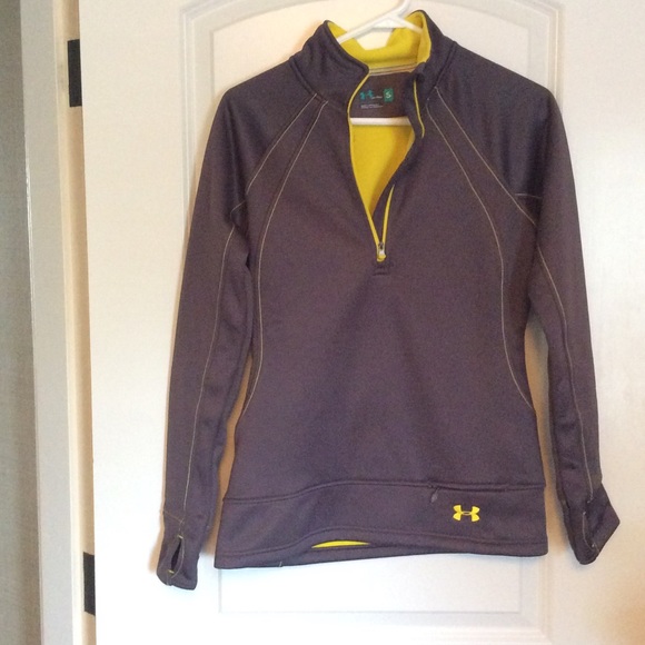 Underarmour sweatshirt