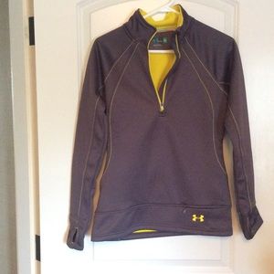 Underarmour sweatshirt