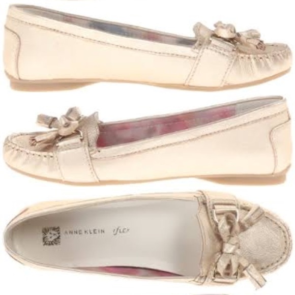 Beautiful Anne Klein Flats