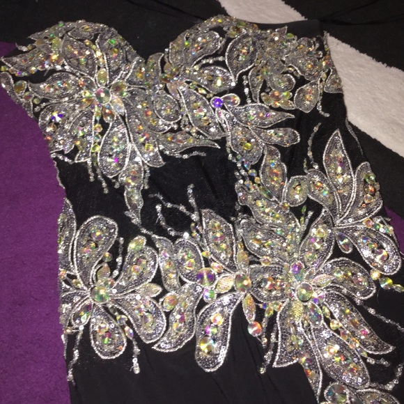 Been where'd wants no stains or nothing - Picture 3 of 3