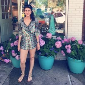 Meet your Posher, Danielle