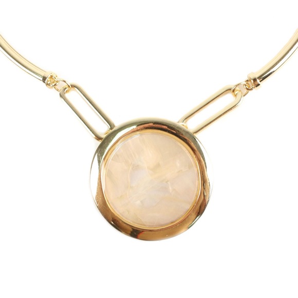 Gorgeous Mother of Pearl Necklace and Earrings - Picture 1 of 3