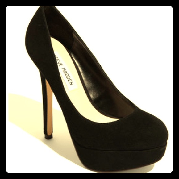 Suede platform pumps