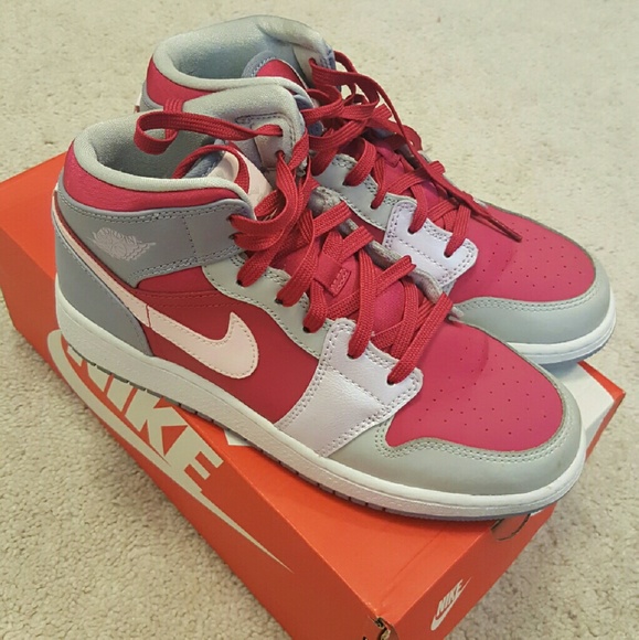 Nike Air Jordan 1 Mid