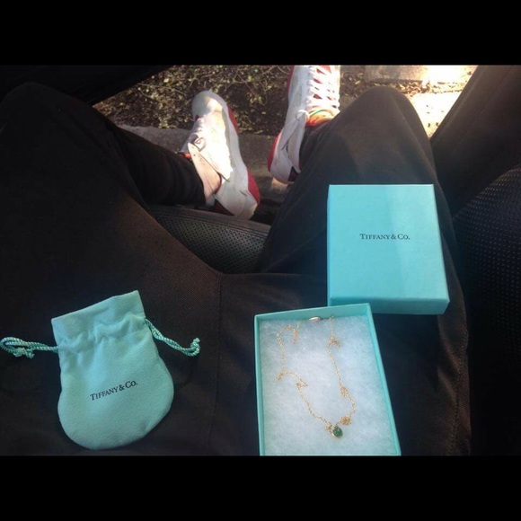 Meet your Posher, Derrick