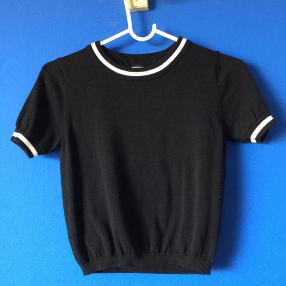 Brandy Melville Ingrid Knit Top - Black & White