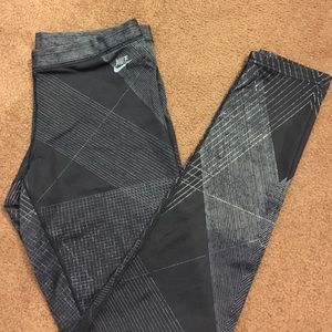 Nike leggings