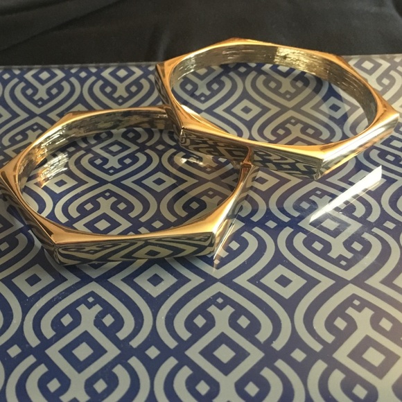 Gold bangles - Picture 2 of 2