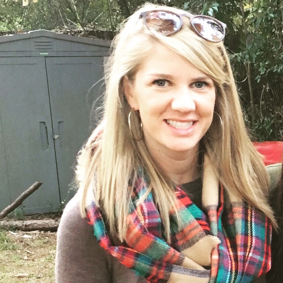 Meet your Posher, Savannah