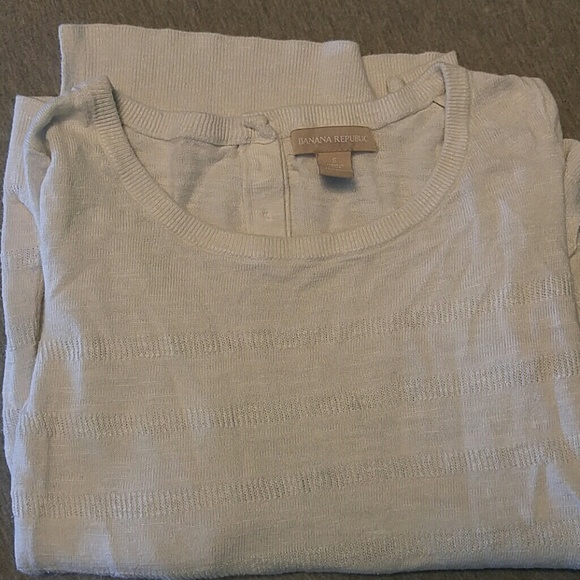 White banana republic shirt