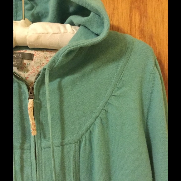 CLEARANCE Half sleeve zip up hoodie sweater