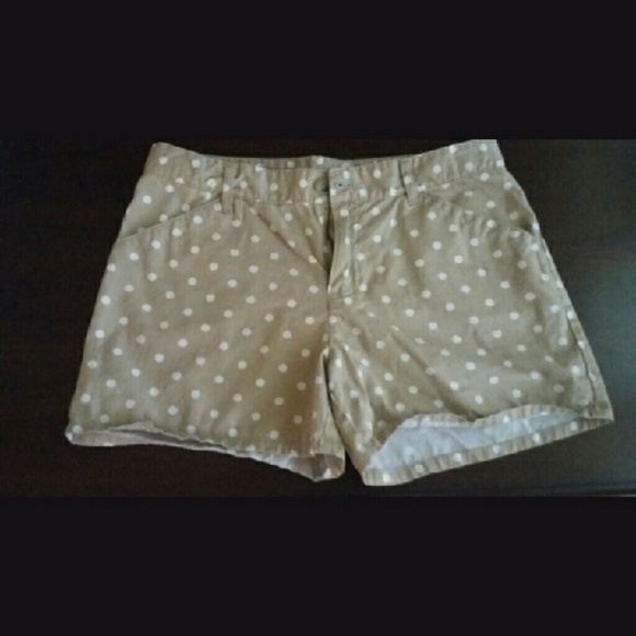 Tan & white polka dot shorts size petite 14/16