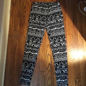 Pattern leggings! forever 21