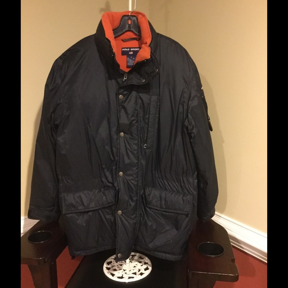 Coat. Down filling. - Picture 1 of 3