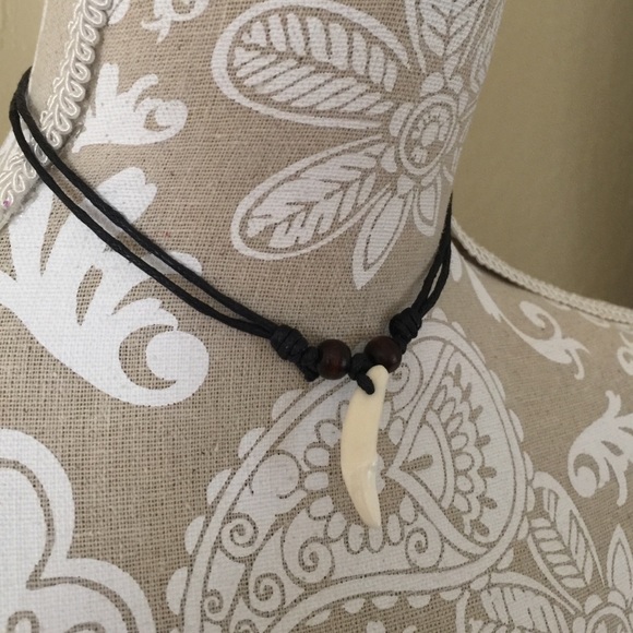 Leather Cording & Bone Choker Necklace - Picture 3 of 3