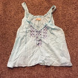 Cute baby blue top!