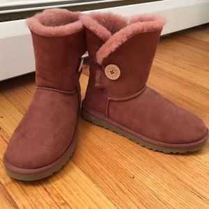 Mini ugg boots