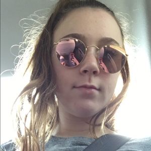 Meet your Posher, Shae