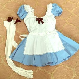 Adult Alice Halloween costume