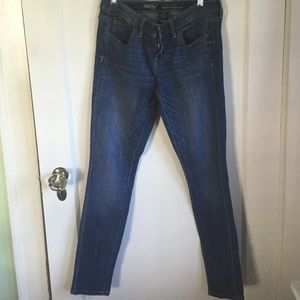 Denim skinny jeans size 28, no holes or rips
