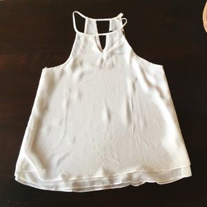 Triangle or trapeze top